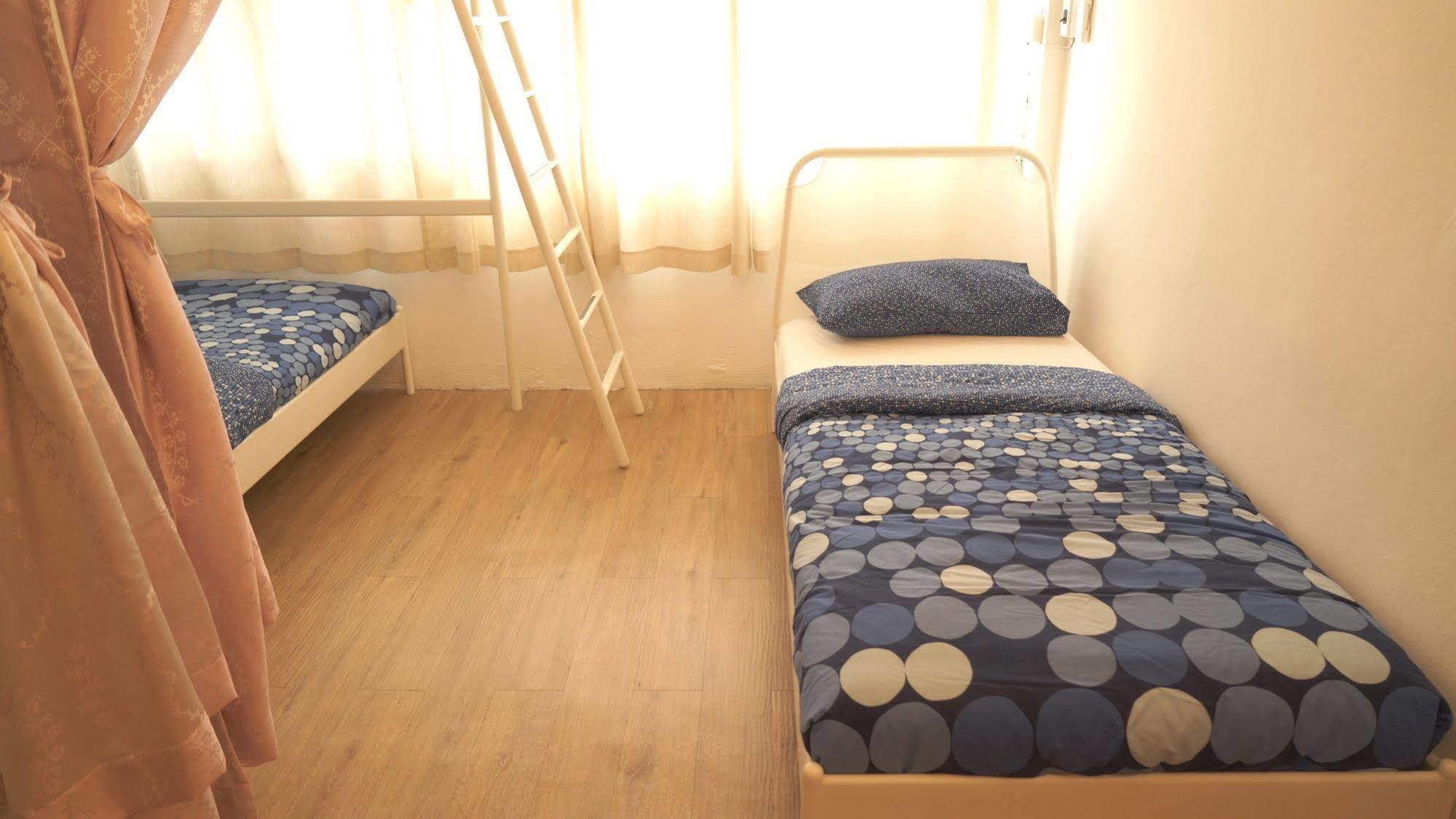 Blue Jasmine Hostel Bangkok Exteriör bild